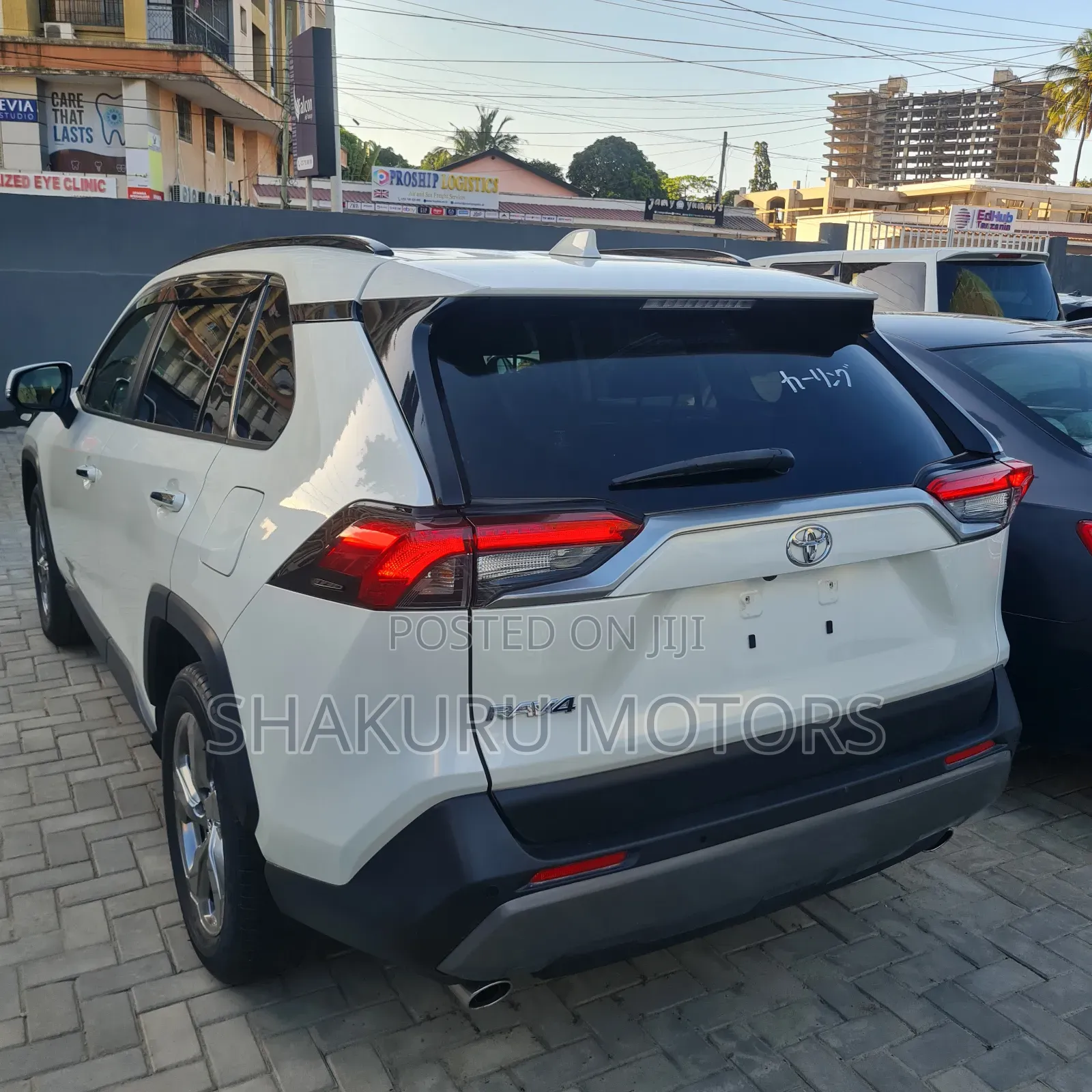 Toyota RAV4 2019 White