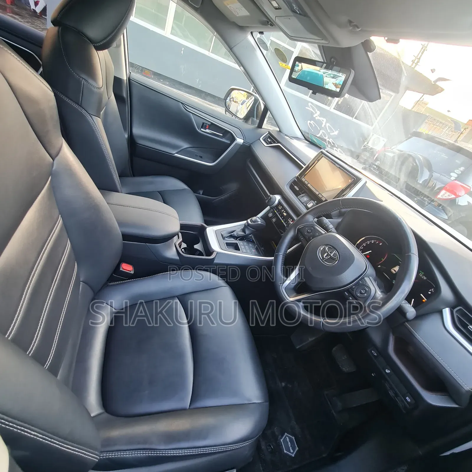 Toyota RAV4 2019 White