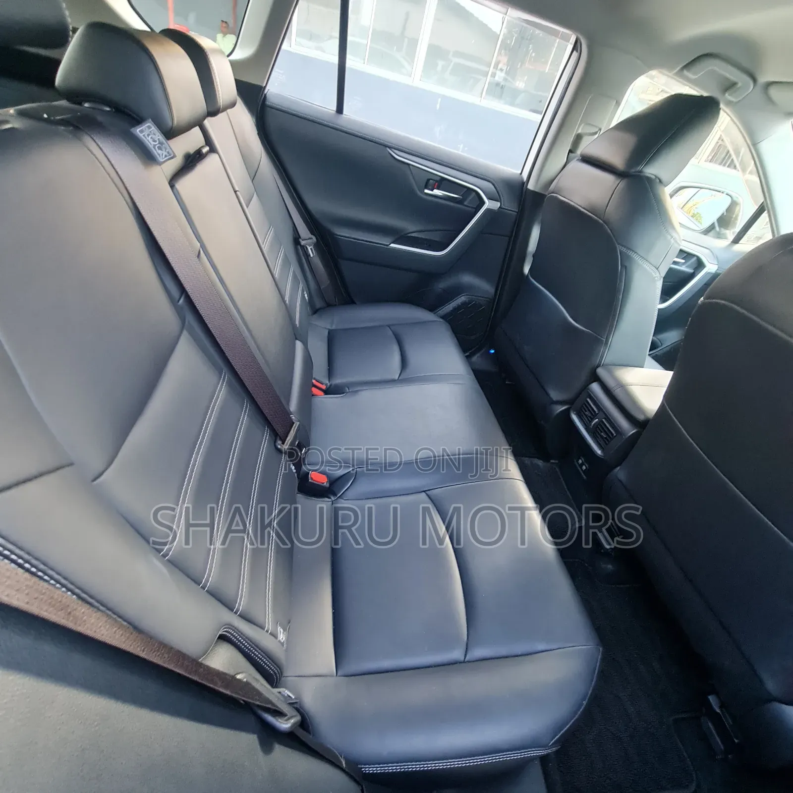 Toyota RAV4 2019 White