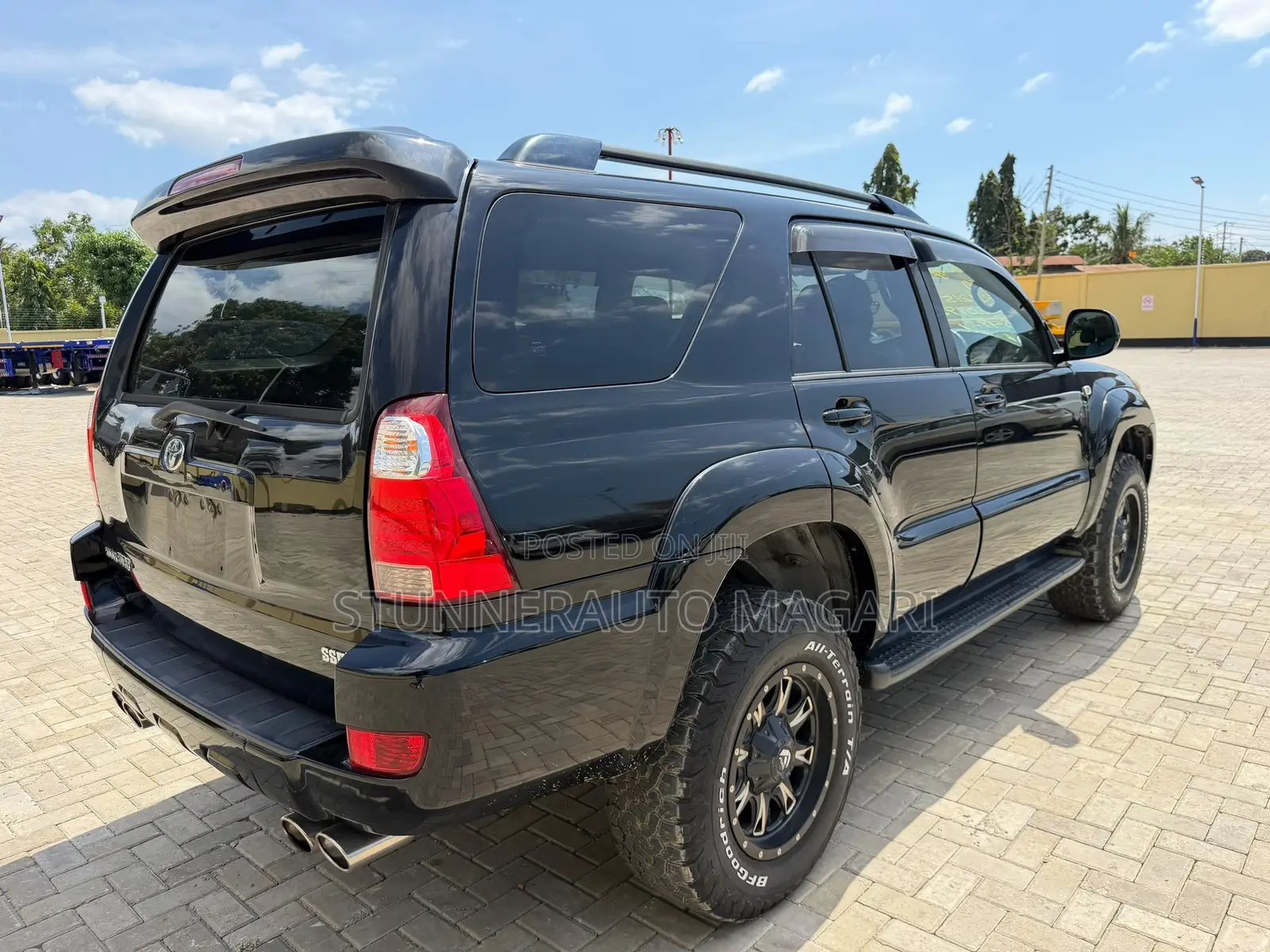 Toyota Hilux Surf 2007 Black