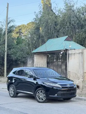Toyota Harrier 2017 Black