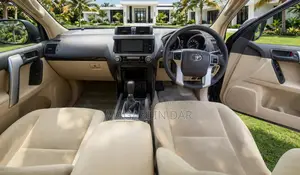 Toyota Land Cruiser Prado 2016 Black