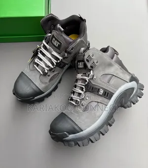 Gay Cat Boot Yenye Chuma Mbele