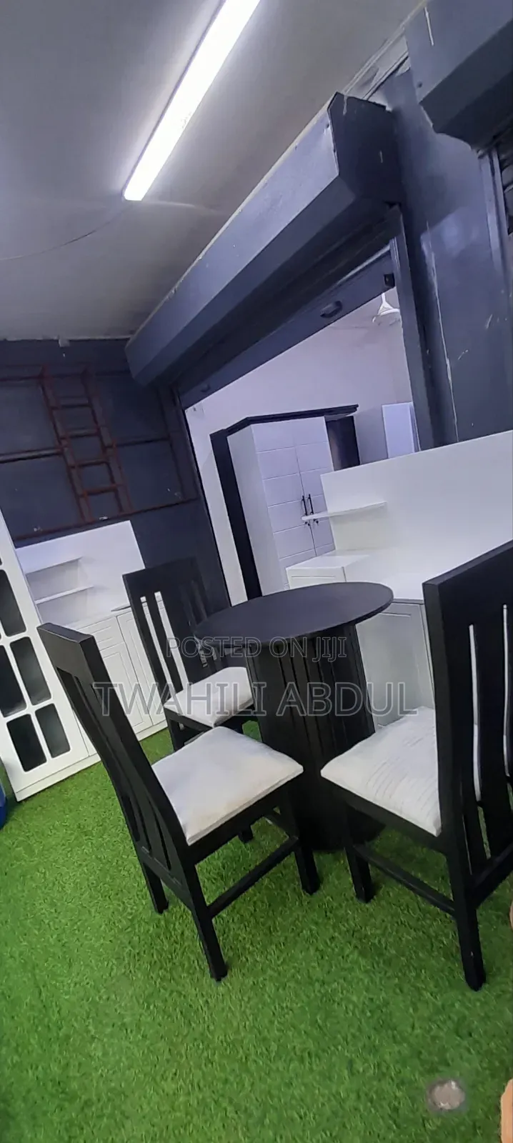 Daning Table Simple