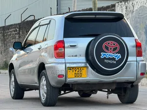 Toyota RAV4 Automatic 2003 Silver