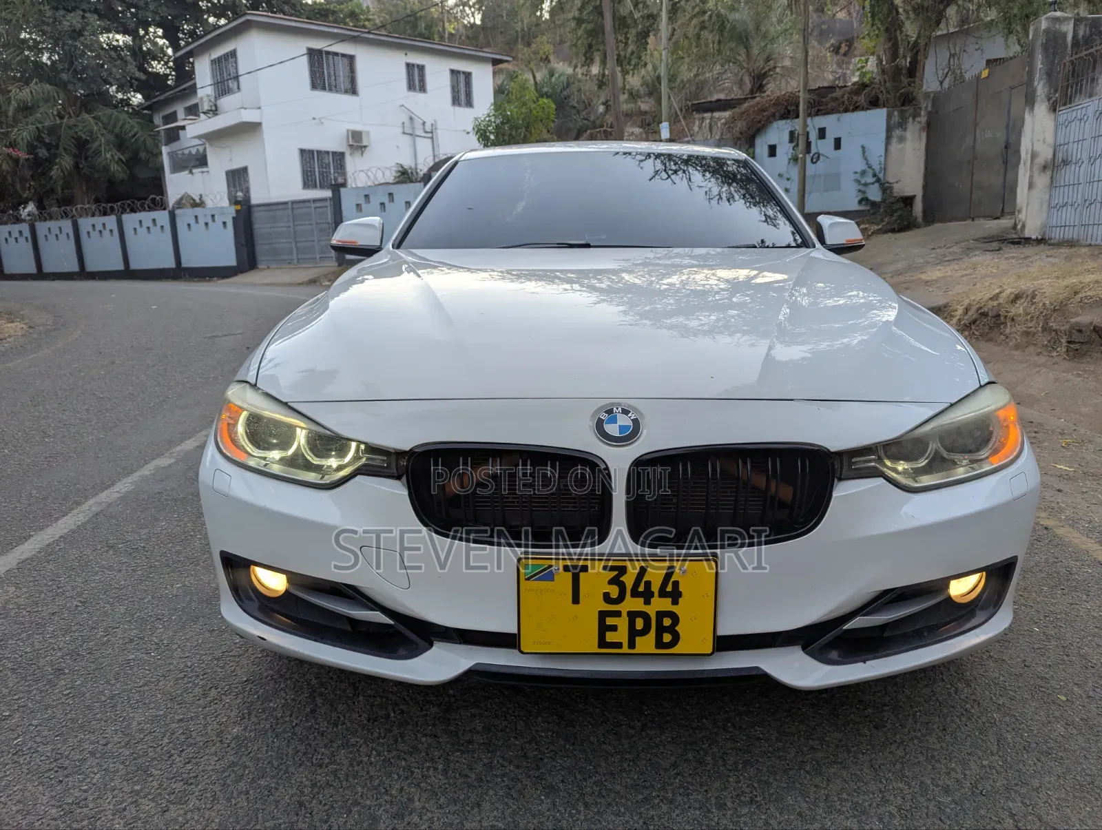 BMW 3 Series 2012 White
