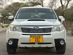 Subaru Forester 2010 White