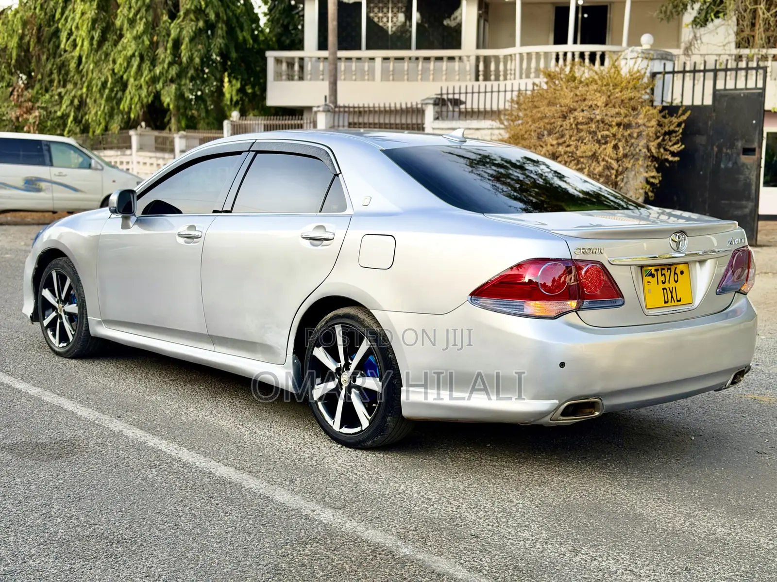 Toyota Crown 2010 Silver
