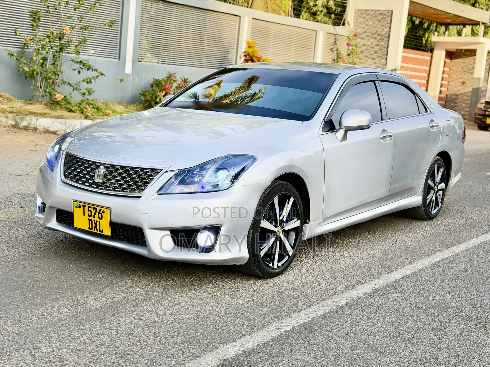 Toyota Crown 2010 Silver