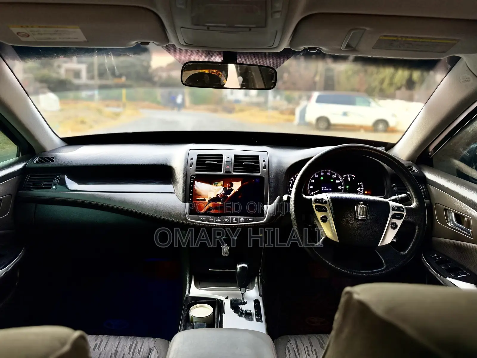 Toyota Crown 2010 Silver