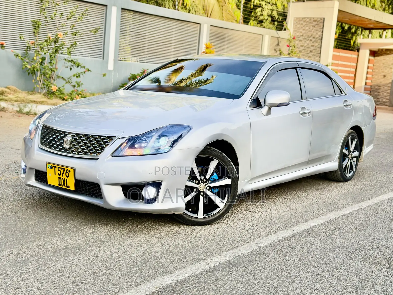 Toyota Crown 2010 Silver