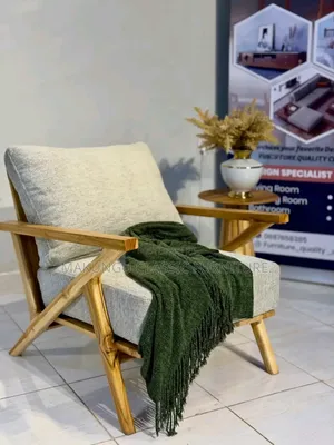 Modern Armchair Na Mbao Ngumu Ni Classic Sana