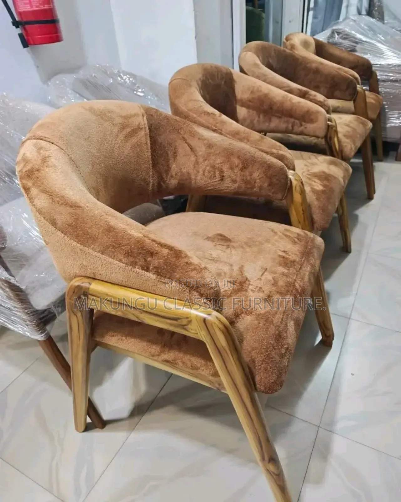 Simple Armchair Mbao Ni Mtiki