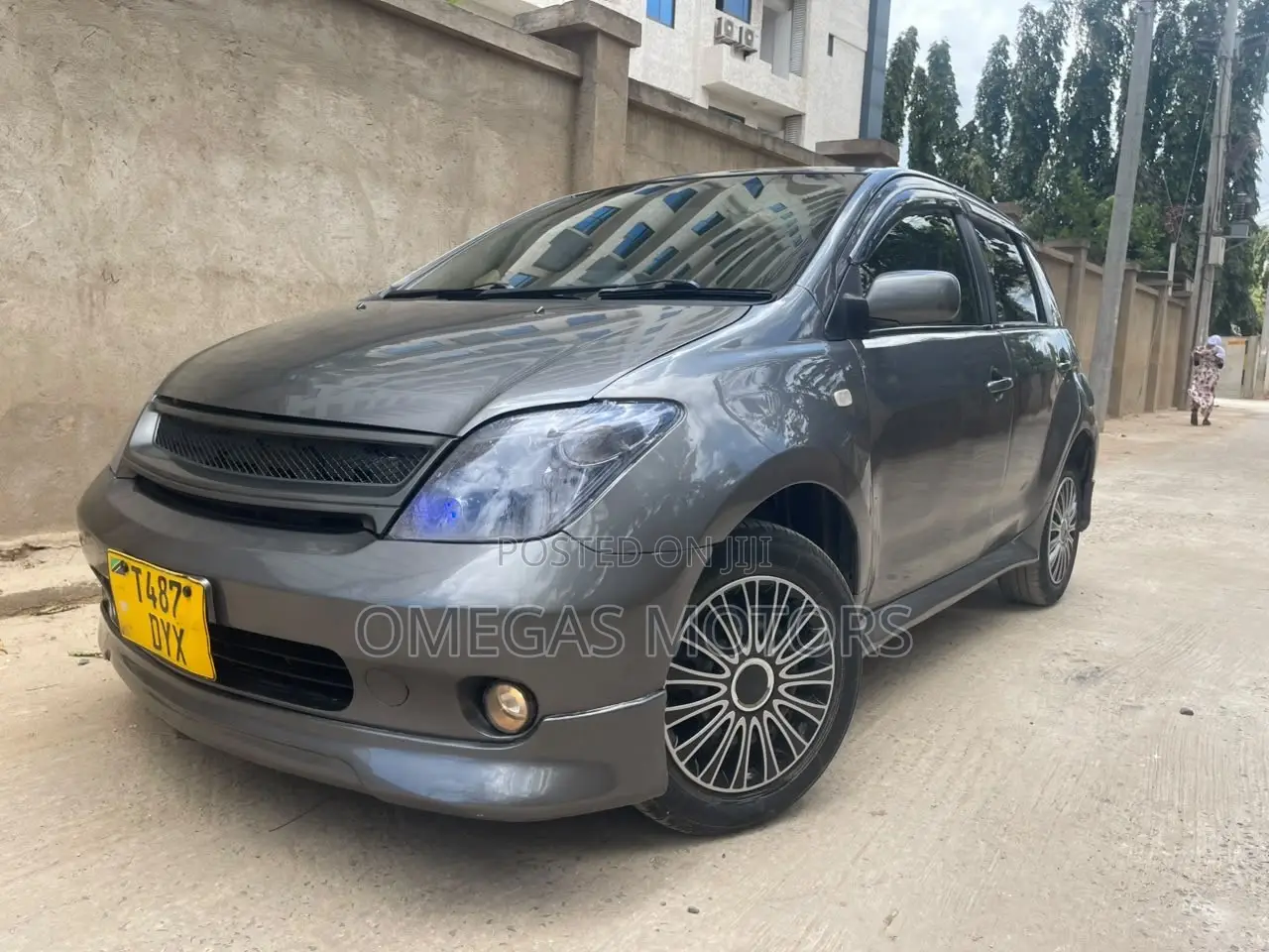 Toyota IST 2004 Gray