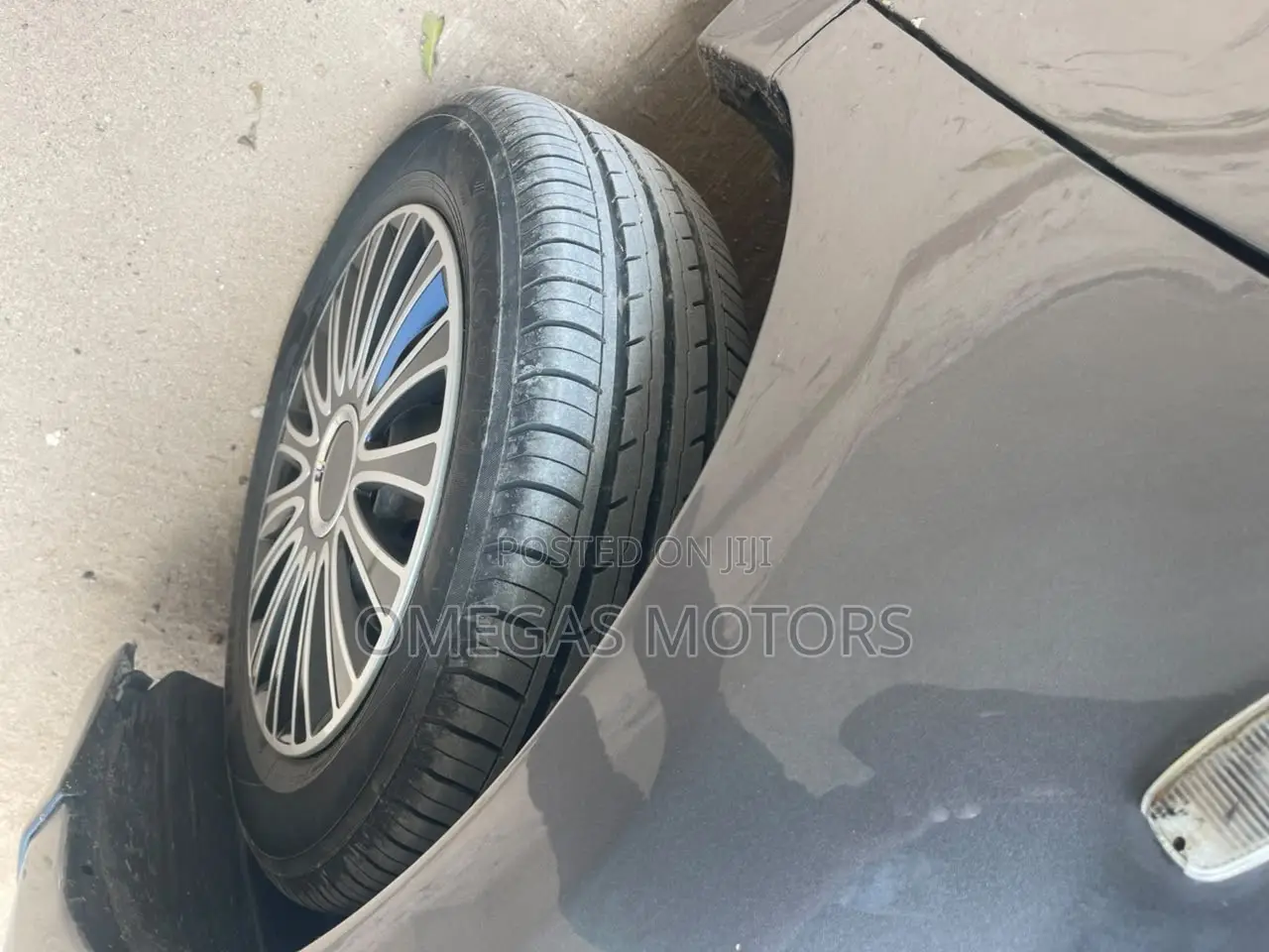 Toyota IST 2004 Gray