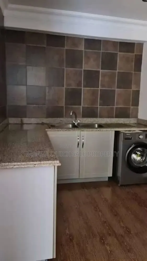 Furnished 3bdrm Apartment in Upanga West for sale
