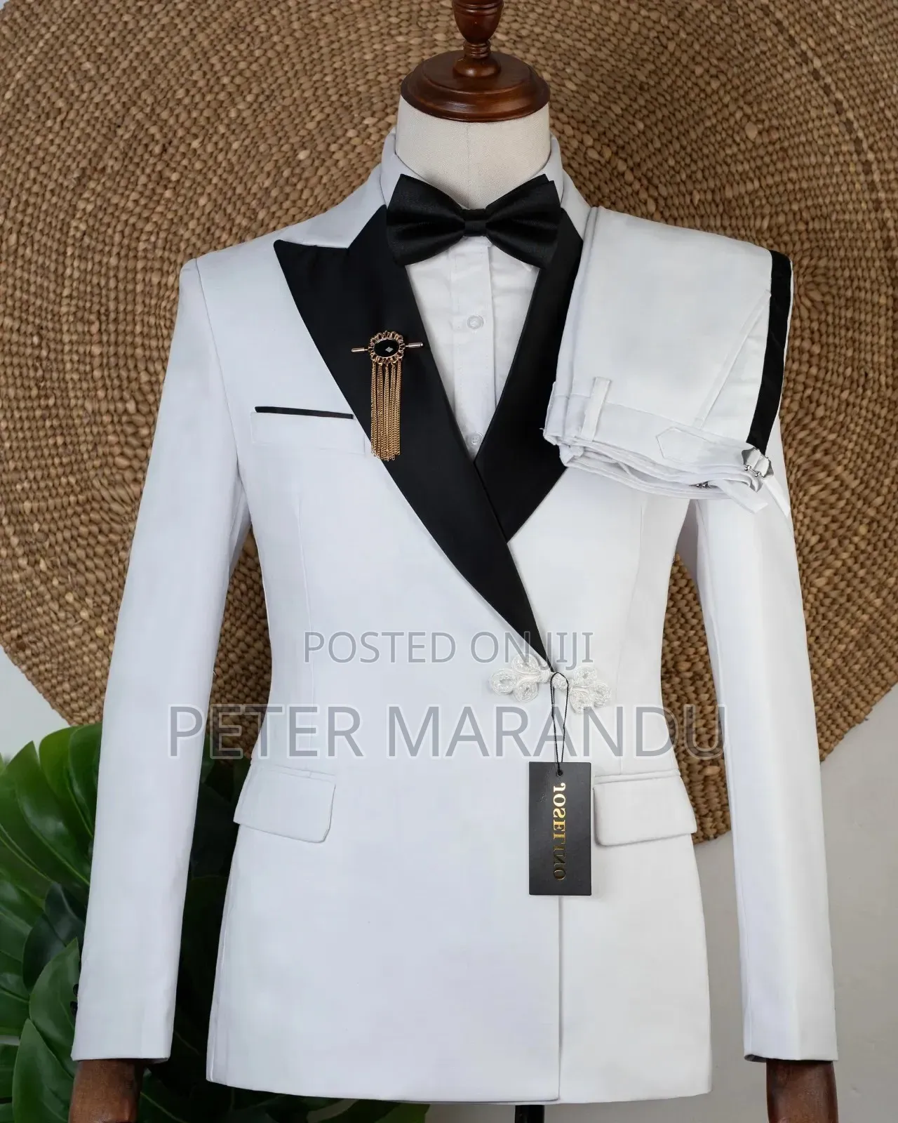 Suti Ya Kifahari Ya Sherehe (Premium White Black Tuxedo)