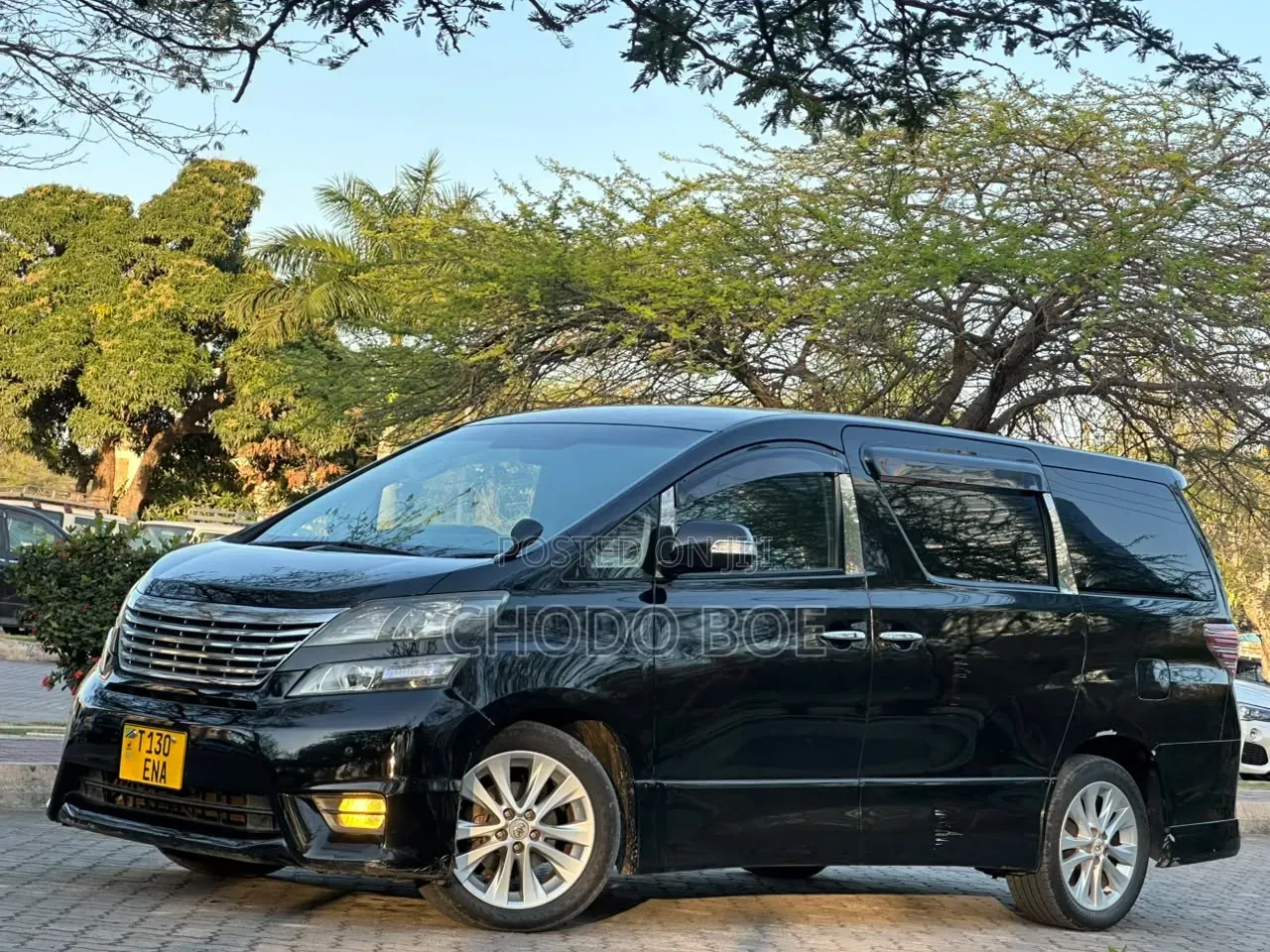Toyota Vellfire 2010 Black