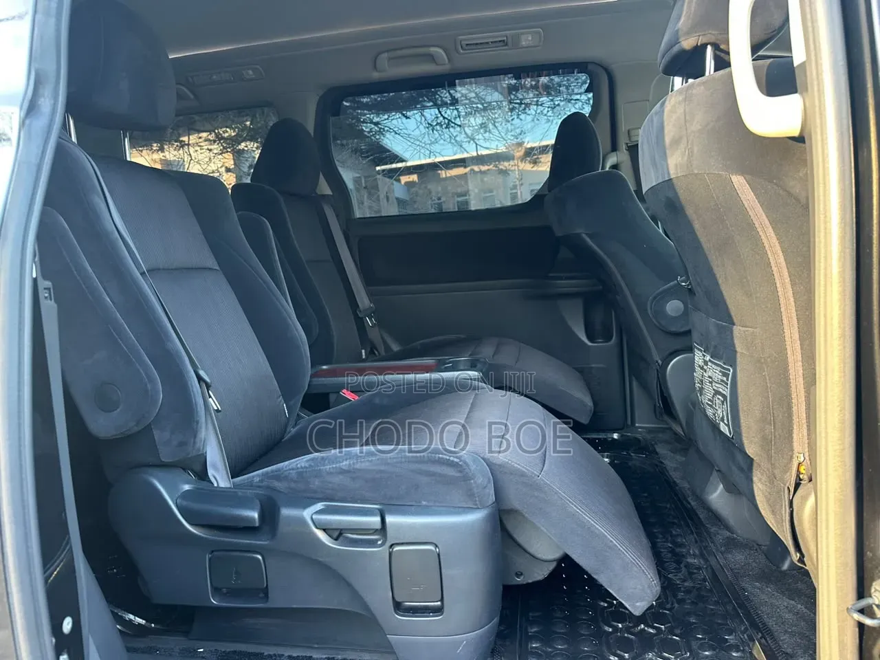 Toyota Vellfire 2010 Black
