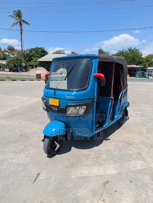 TVS Apache 180 RTR 2024 Blue