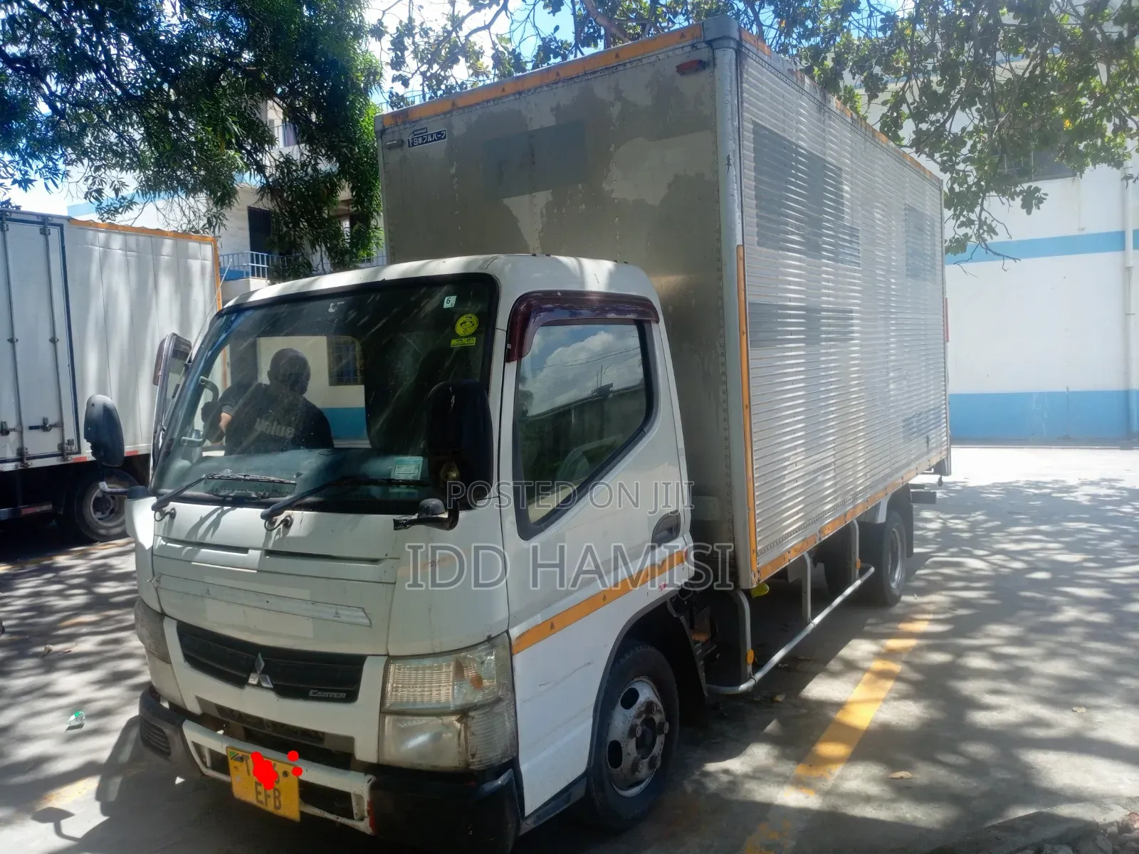 Mitsubishi Canter 2015 White
