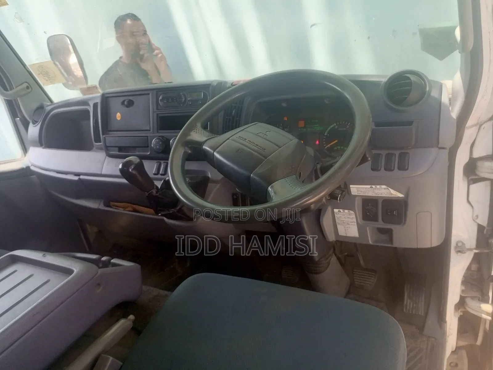 Mitsubishi Canter 2015 White