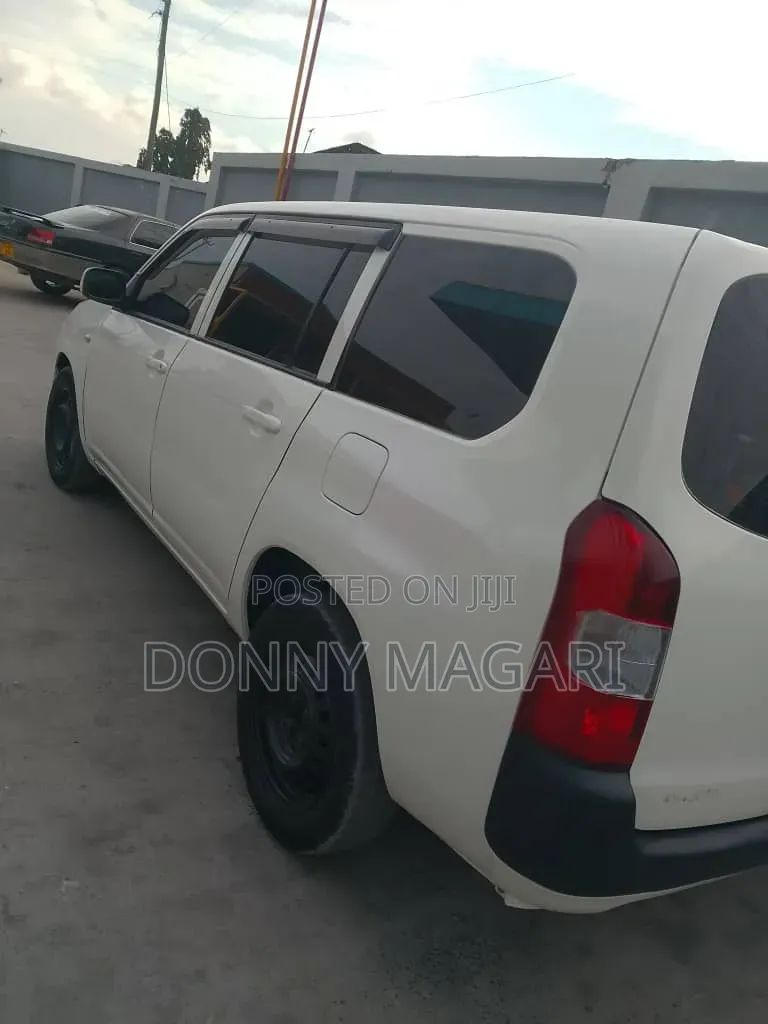 Toyota Probox 2015 White