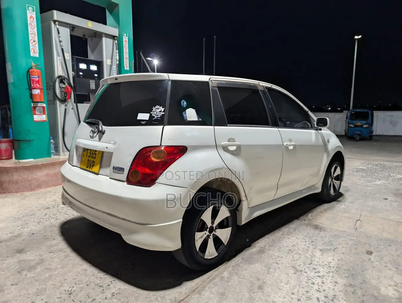 Toyota IST 2005 White