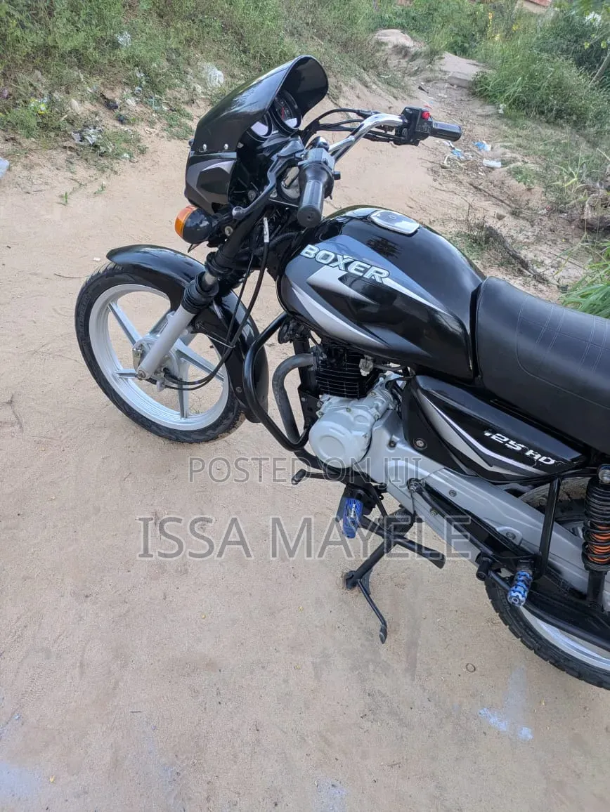 Bajaj Boxer 125 2026 Black