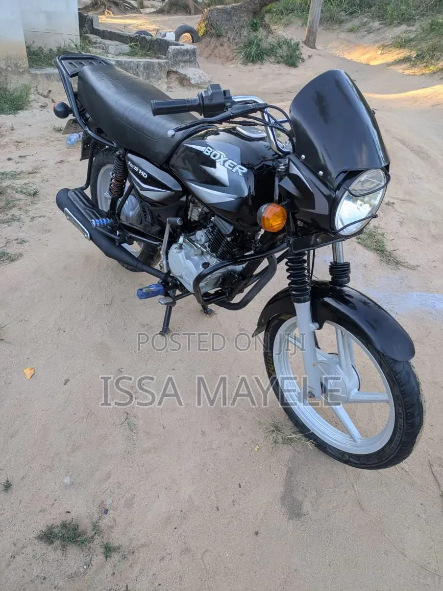 Bajaj Boxer 125 2026 Black