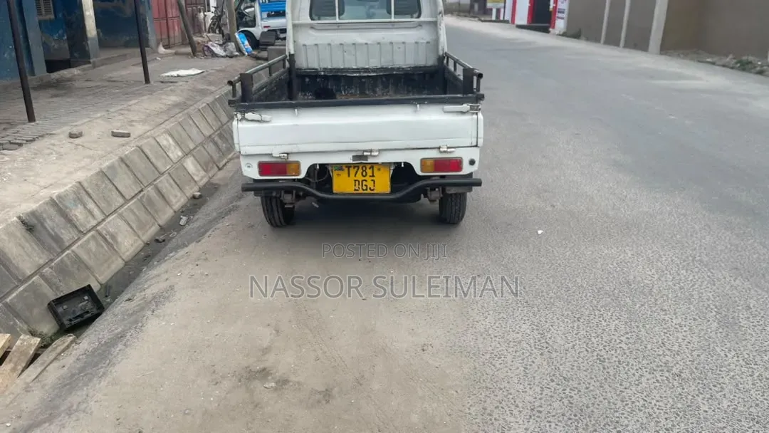 Suzuki CARRY TRUCK 2014 White