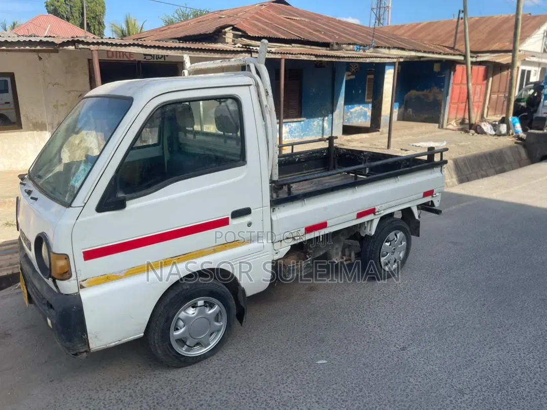 Suzuki CARRY TRUCK 2014 White