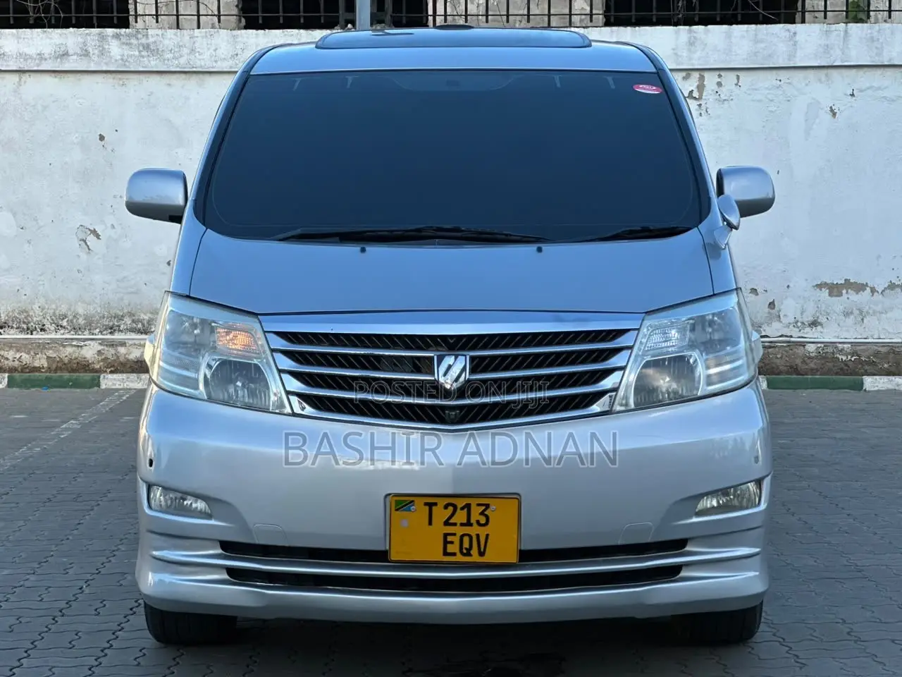 Toyota Alphard 2.4 Petrol FWD 2005 Silver