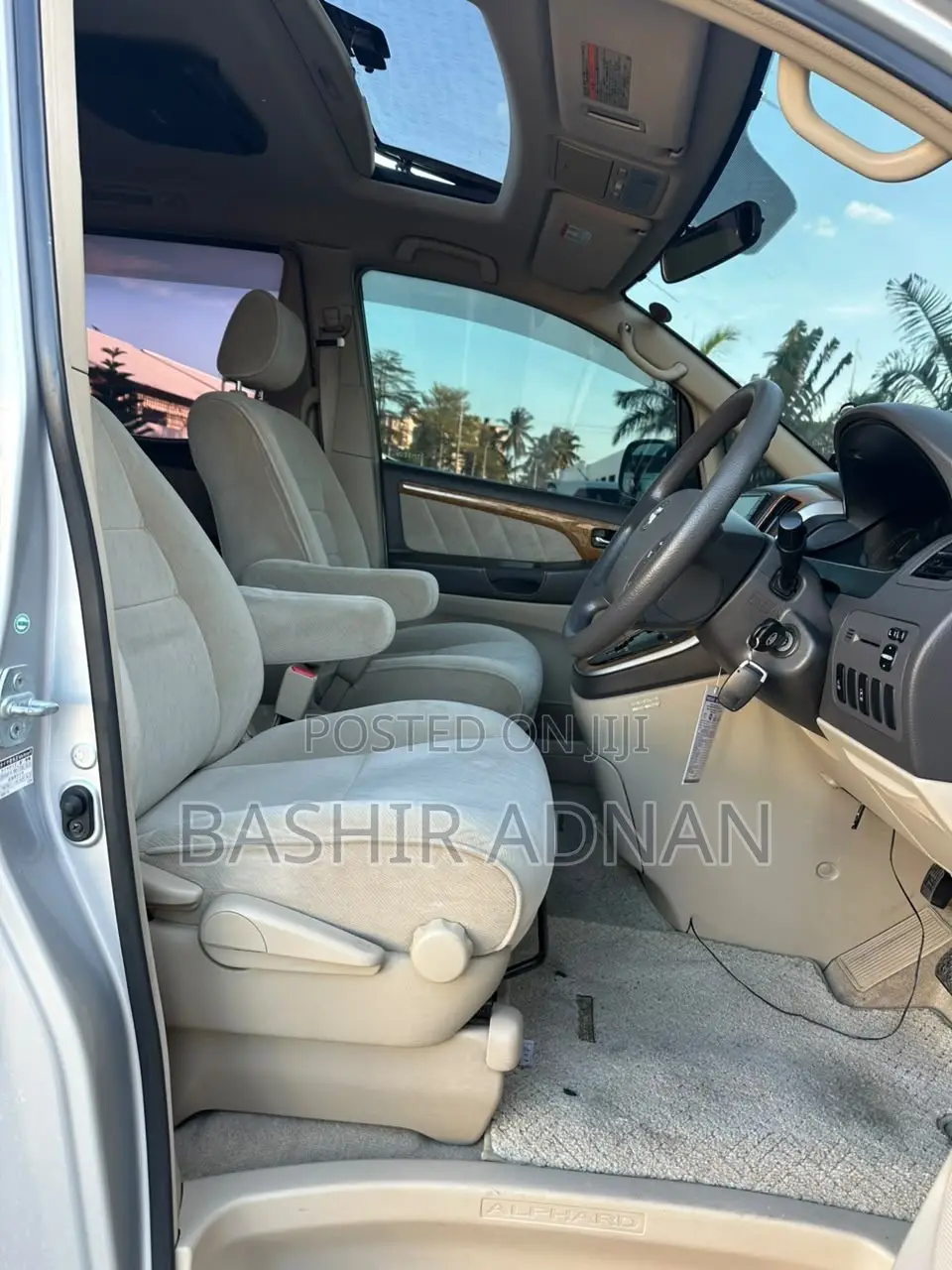 Toyota Alphard 2.4 Petrol FWD 2005 Silver