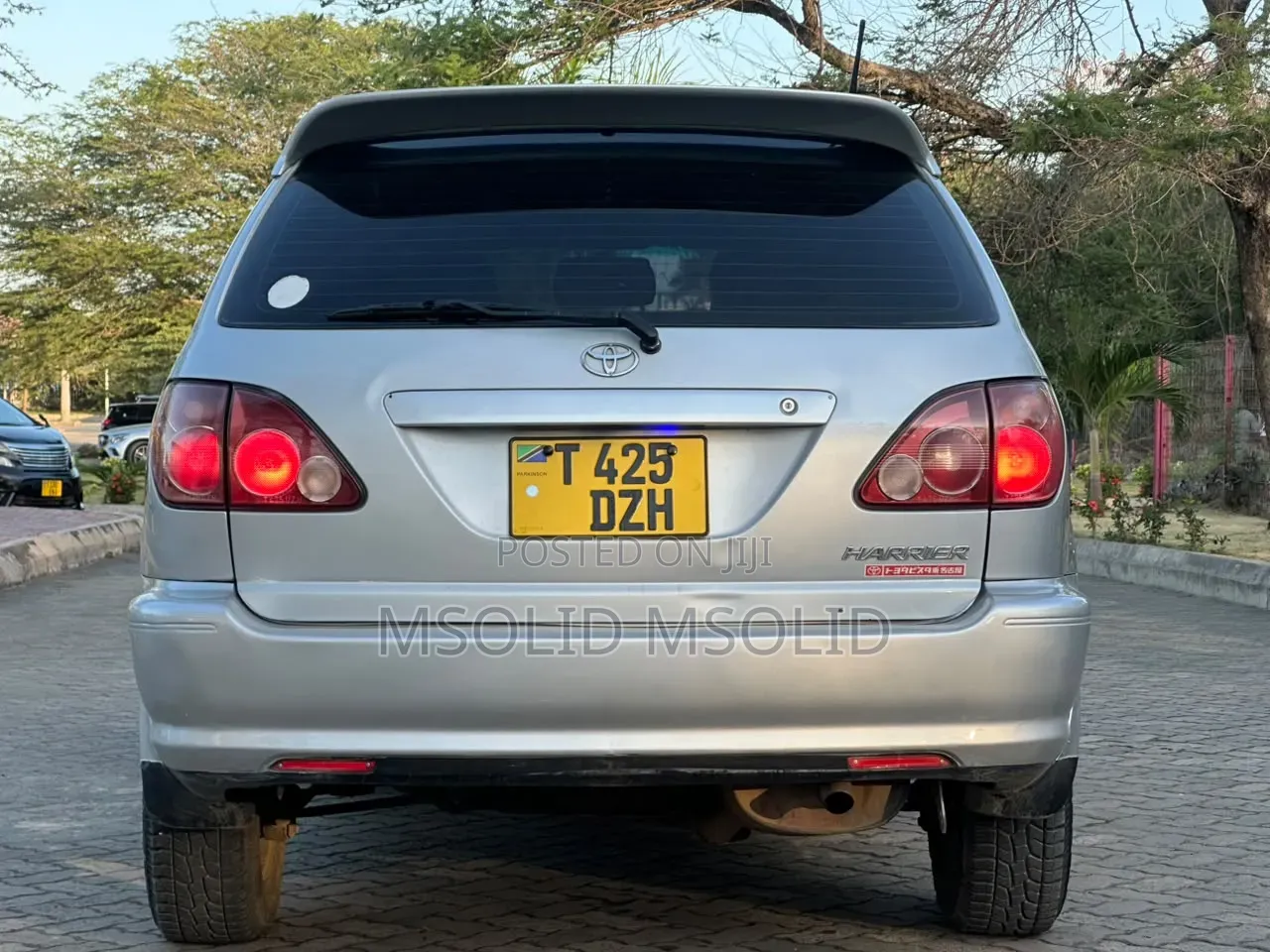 Toyota Harrier 2000 Silver