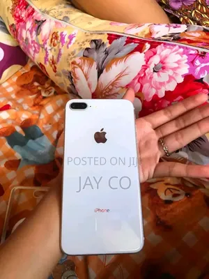 Apple iPhone 8 Plus 64 GB White