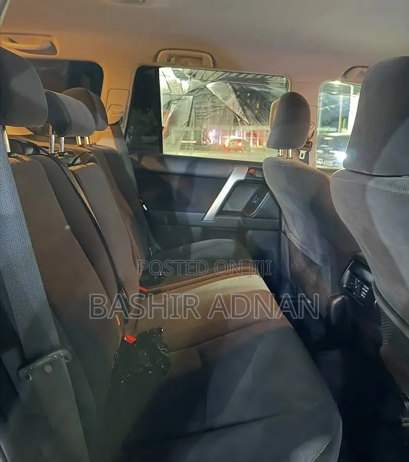 Toyota Land Cruiser Prado 2.8 2019 Blue