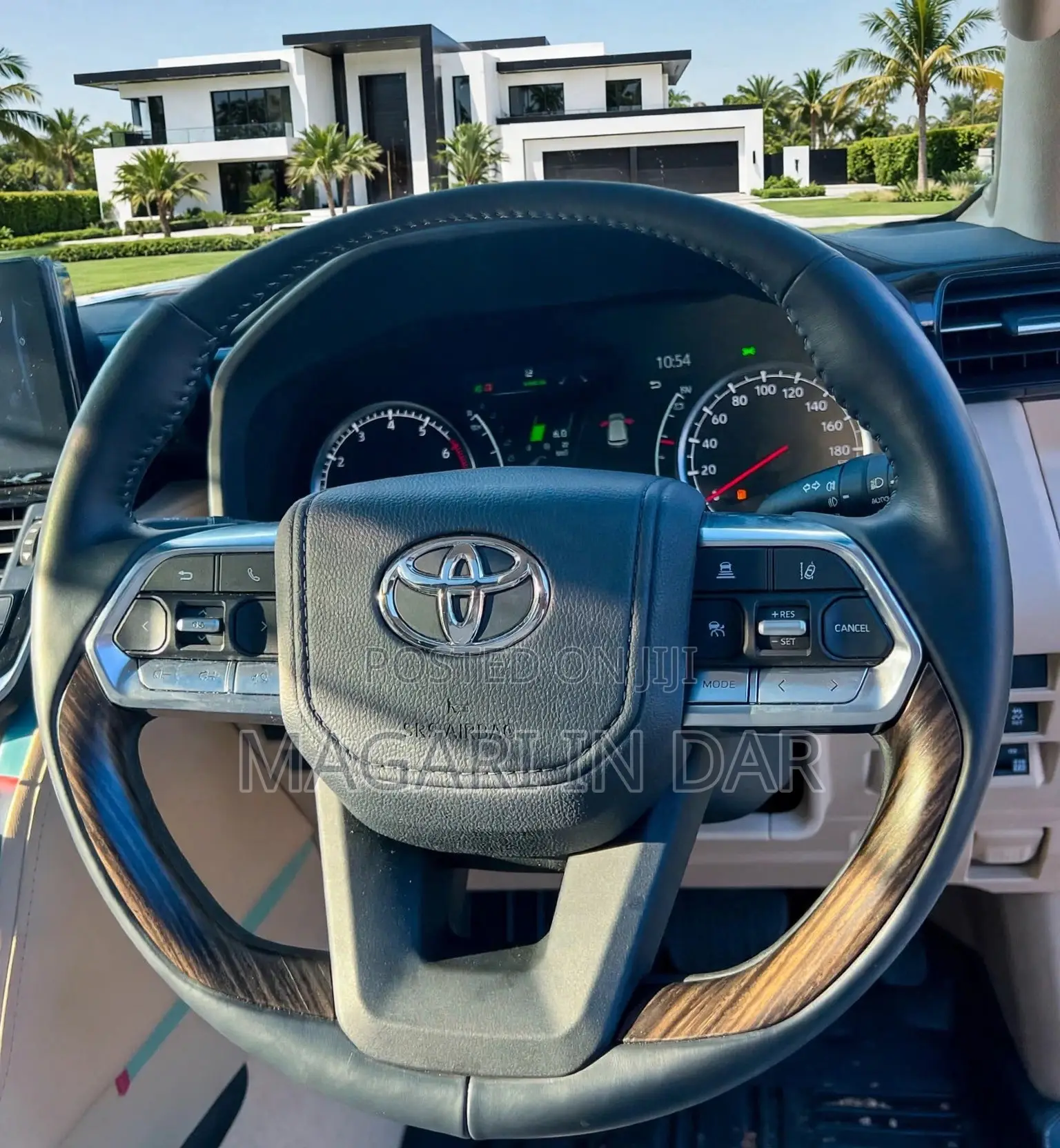 Toyota Land Cruiser 2023 White