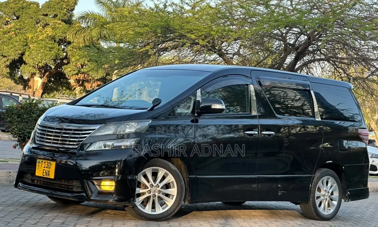 Toyota Vellfire 2010 Matt Black