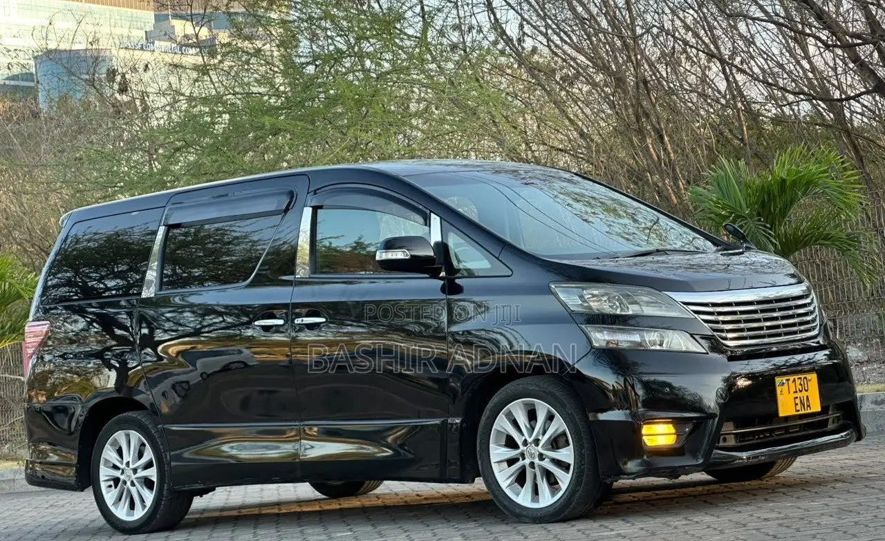 Toyota Vellfire 2010 Matt Black
