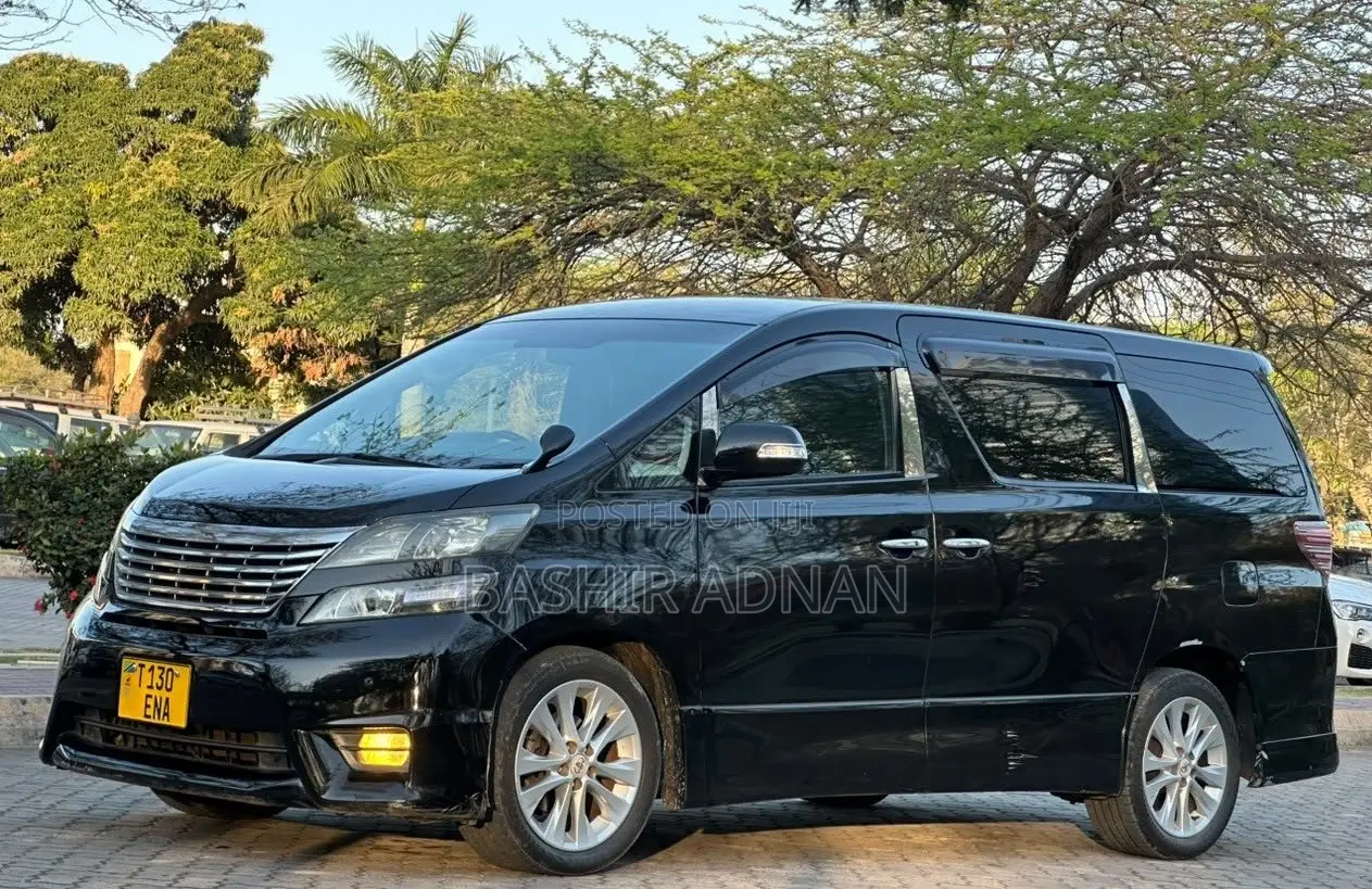 Toyota Vellfire 2010 Matt Black