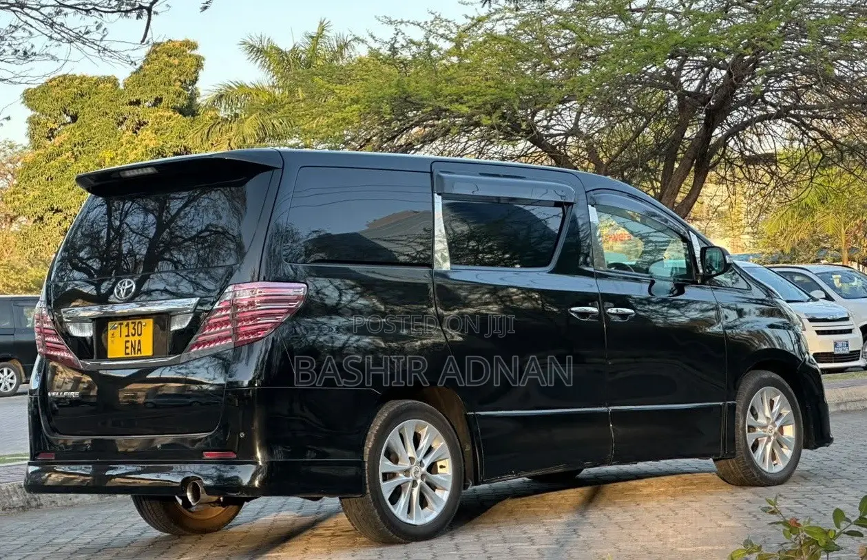 Toyota Vellfire 2010 Matt Black