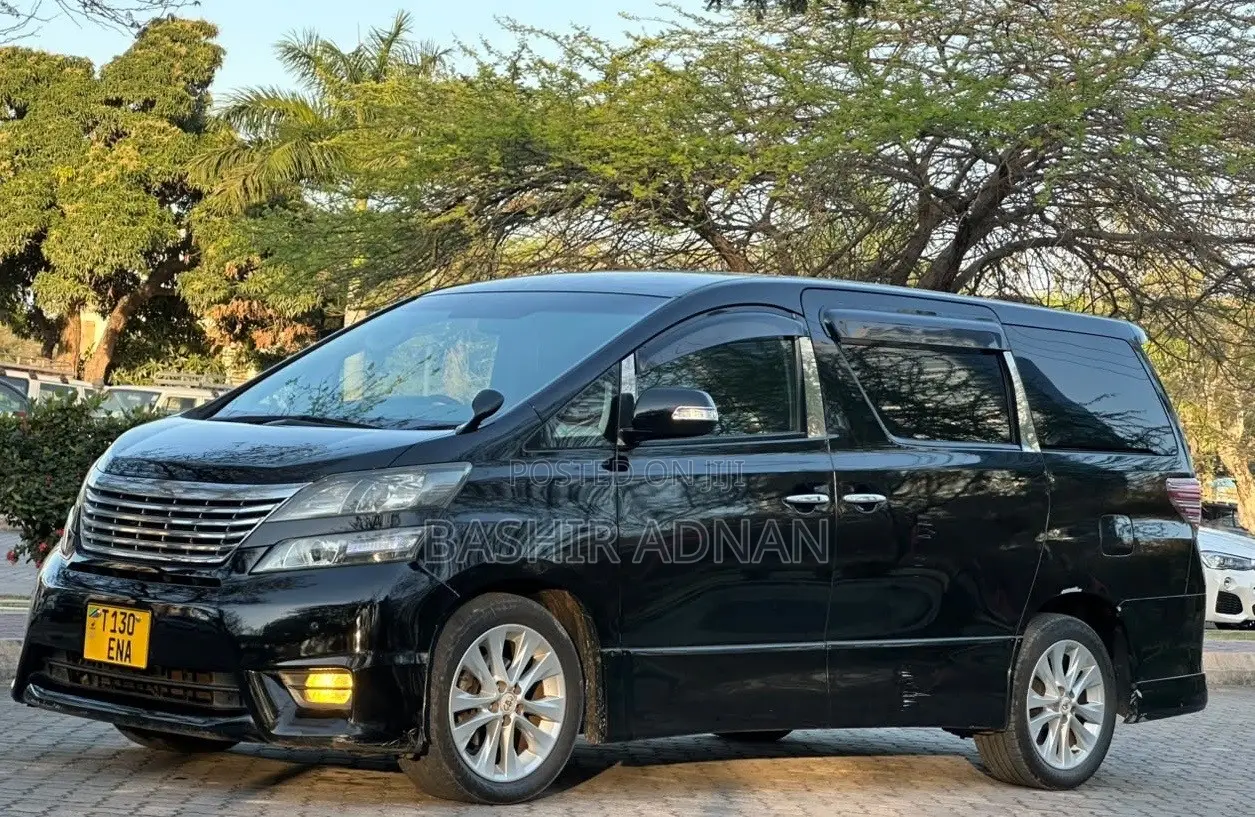 Toyota Vellfire 2010 Matt Black