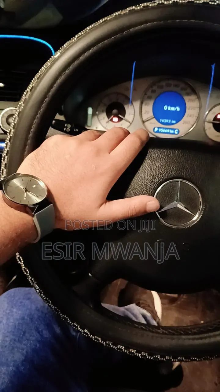 Mercedes-Benz E320 2006 Silver