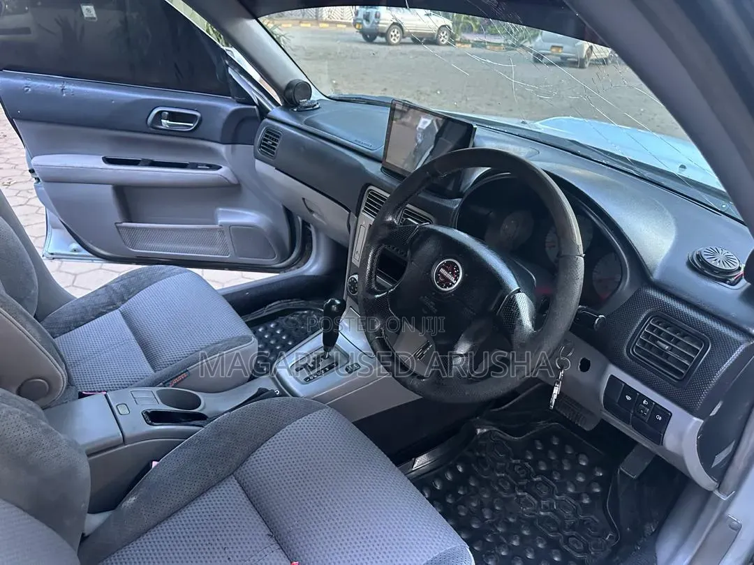 Subaru Forester 2006 Silver
