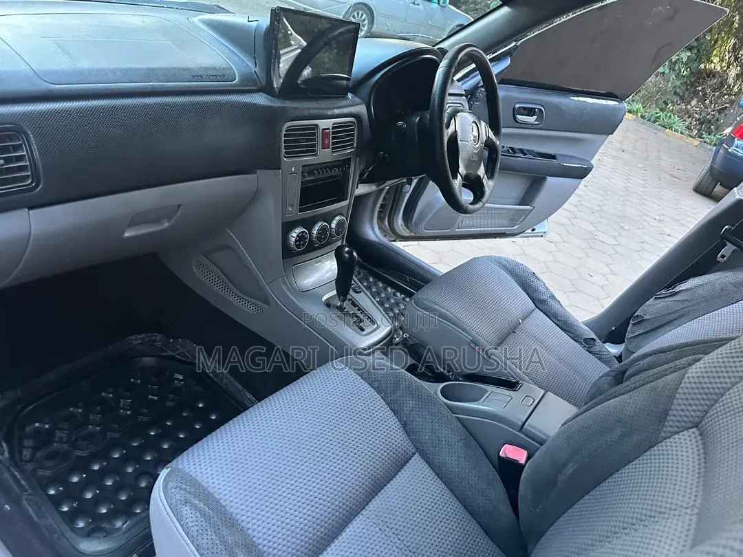 Subaru Forester 2006 Silver