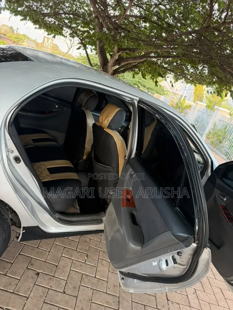 Toyota Corolla 2003 Silver