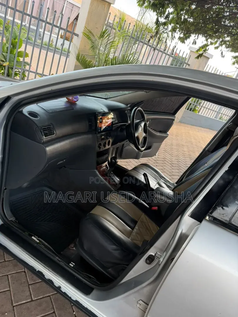 Toyota Corolla 2003 Silver