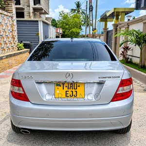 Mercedes-Benz C200 2007 Silver