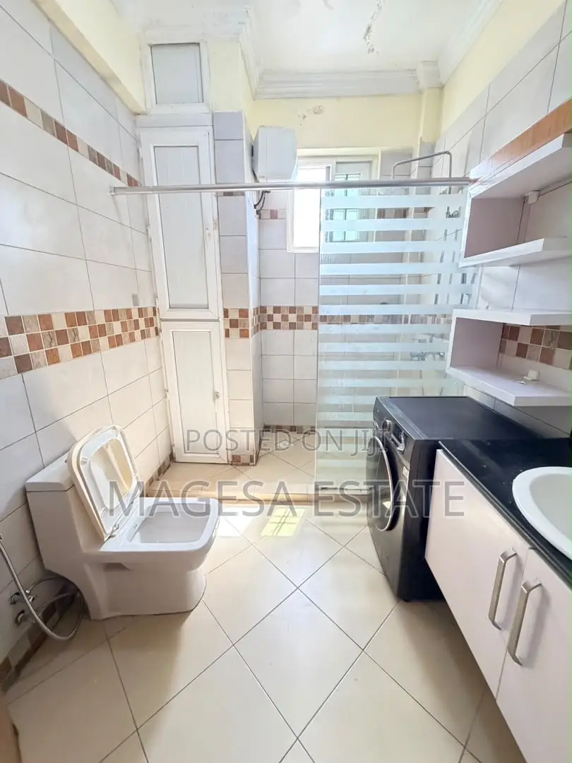 Furnished 3bdrm Apartment in Oyster Bay for rent